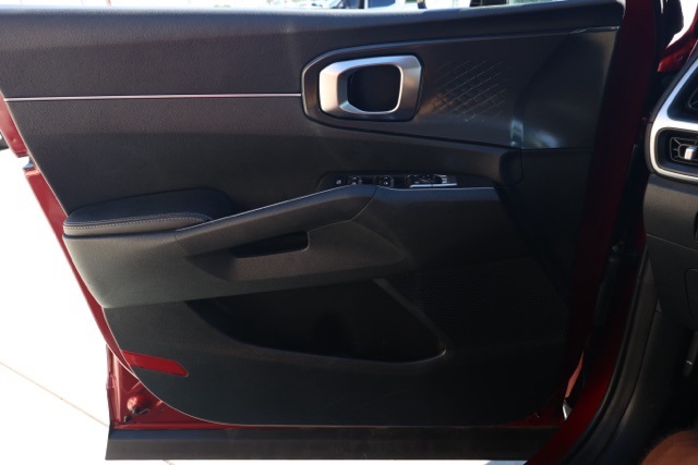 2023 Kia Sorento LX photo 21