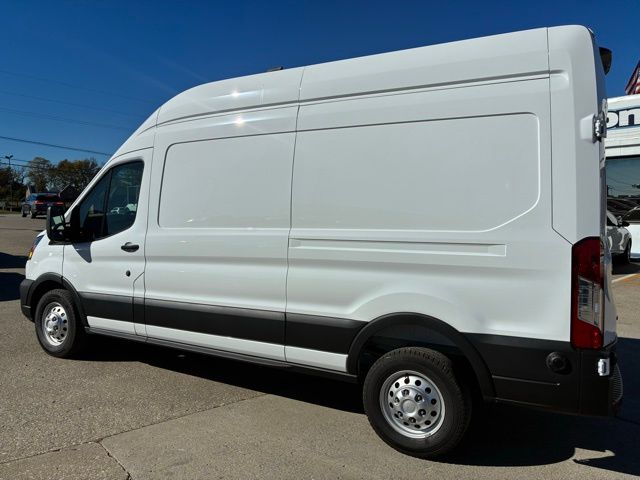 2026 Ford Transit Cargo Van photo 3