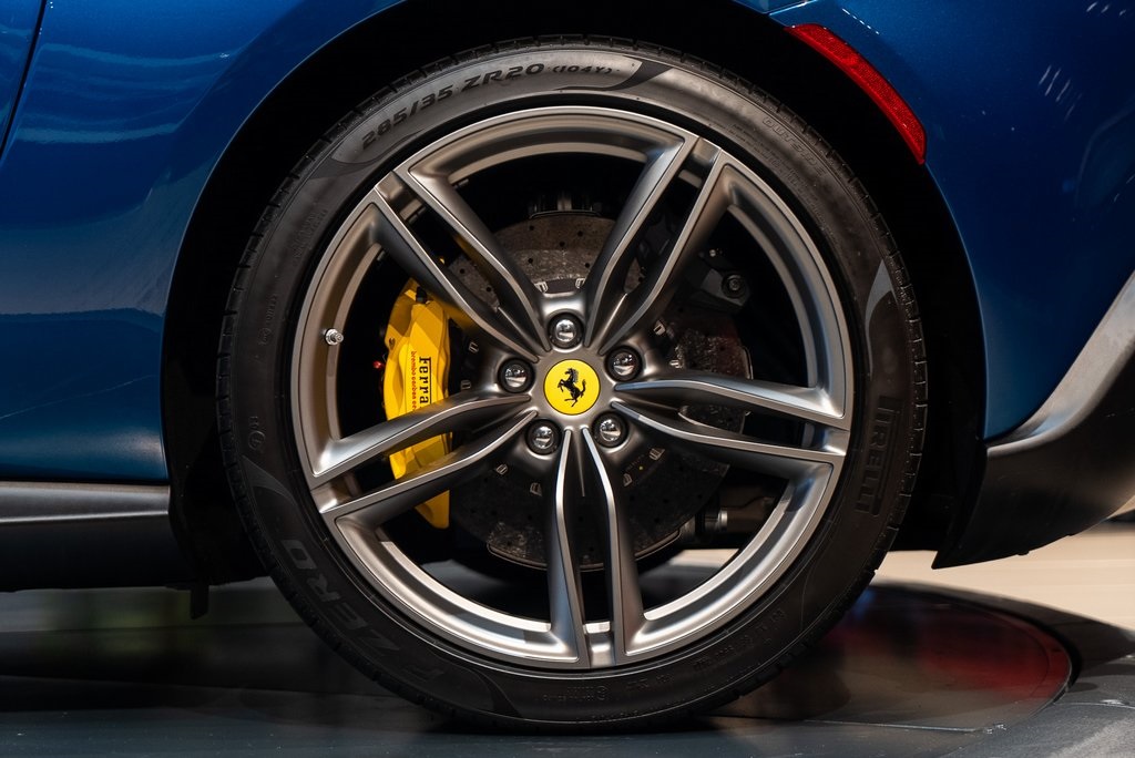 2022 Ferrari Roma Base photo 14
