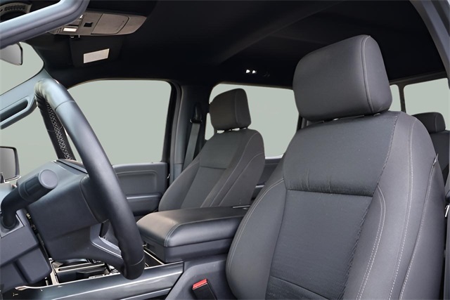 2023 Ford F-150 XLT photo 4