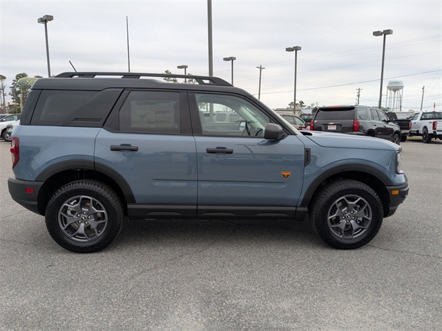 2024 Ford Bronco Sport Badlands photo 3