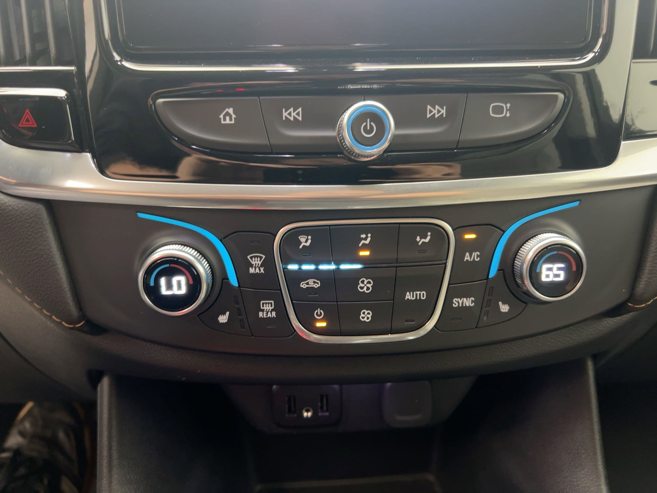 2019 Chevrolet Traverse Cloth photo 18