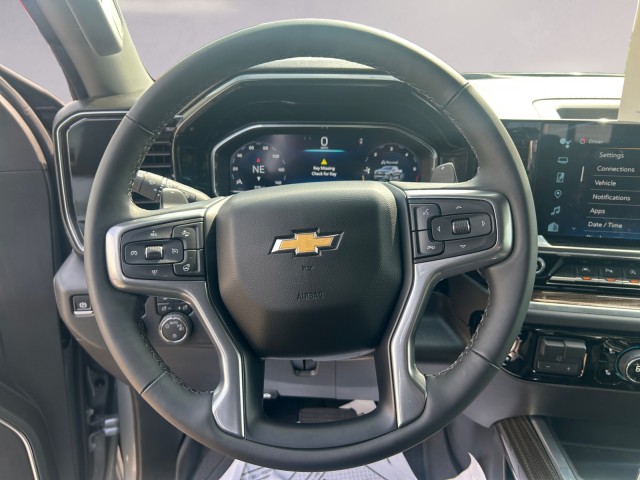 2025 Chevrolet Silverado 1500 LT photo 11