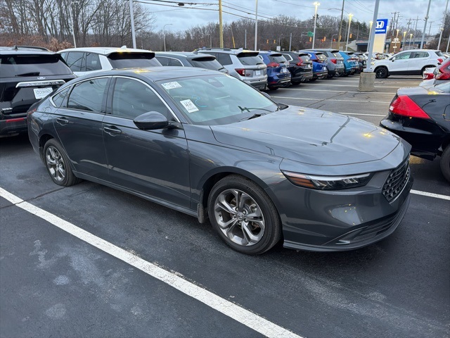 2023 Honda Accord EX's photo