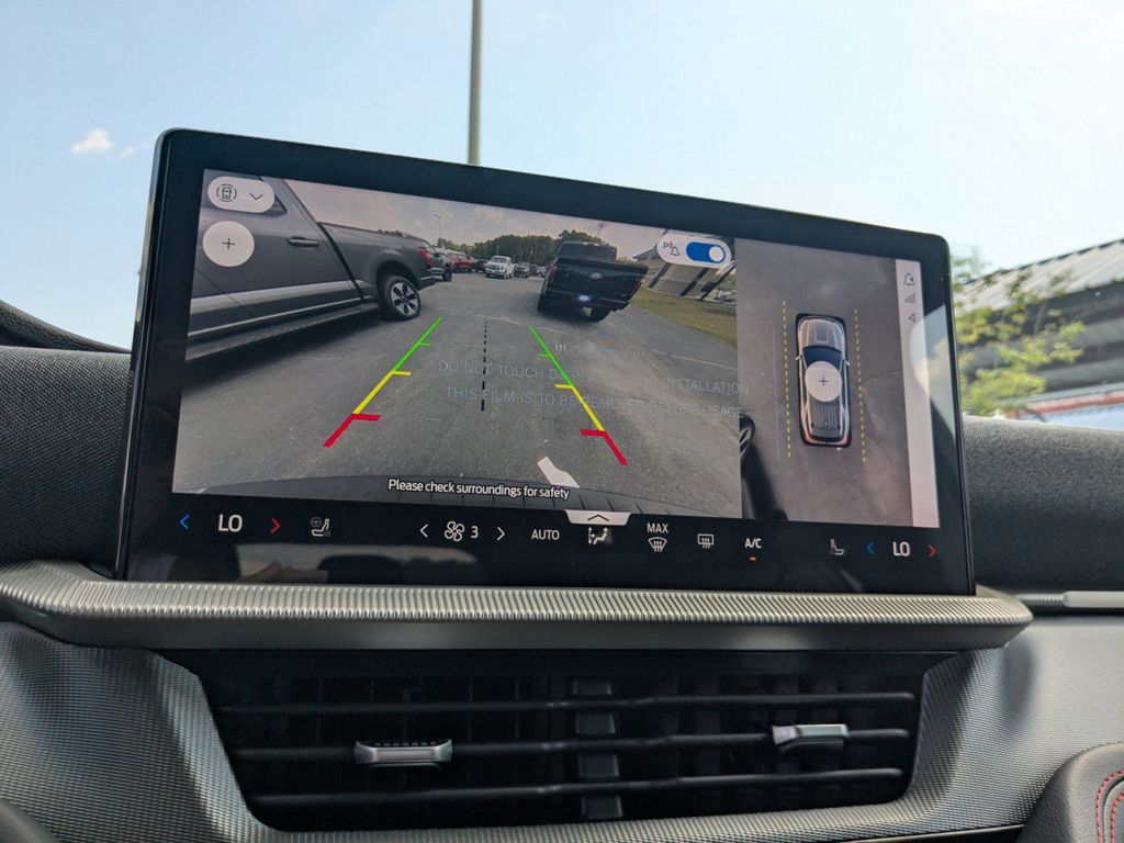 2025 Ford Explorer ST-Line photo 23