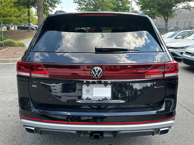 2025 Volkswagen Atlas SE Technology Peak Edition photo 6