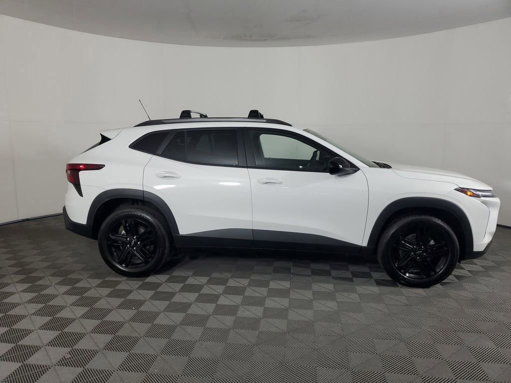 2025 Chevrolet Trax ACTIV photo 3