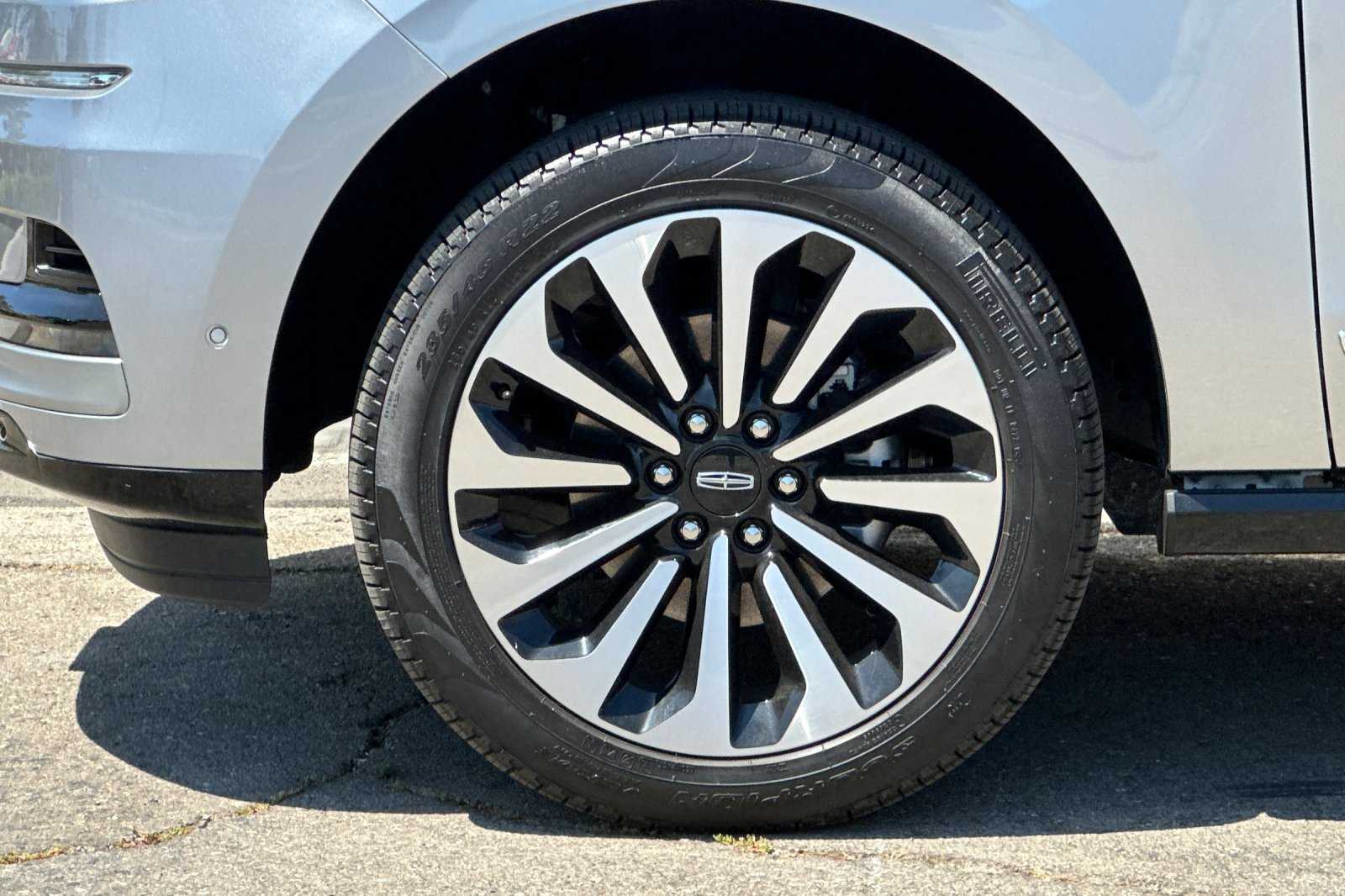 2024 Lincoln Navigator L Reserve photo 30