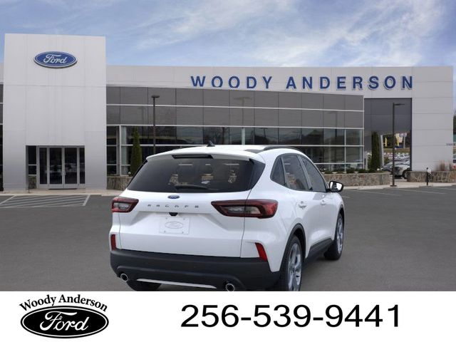 2025 Ford Escape ST-Line photo 8