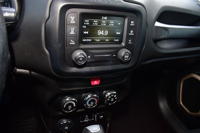 2017 Jeep Renegade Latitude North Edition photo 15