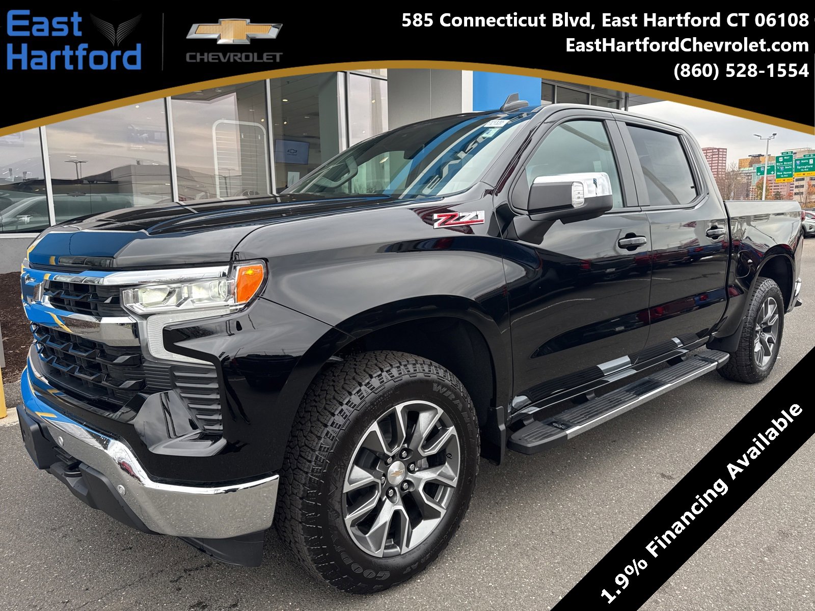 2025 Chevrolet Silverado 1500 LT's photo