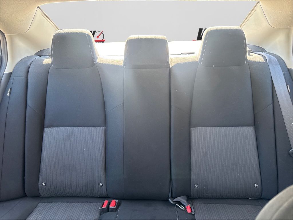 2023 Nissan Sentra SV photo 9