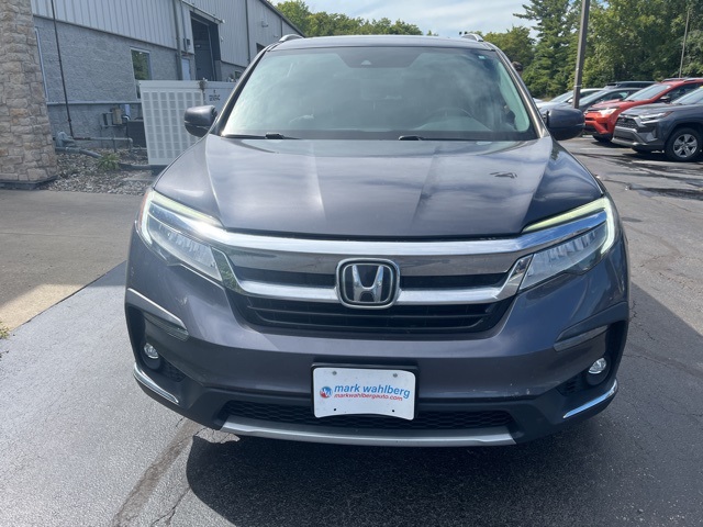 2019 Honda Pilot Touring photo 2