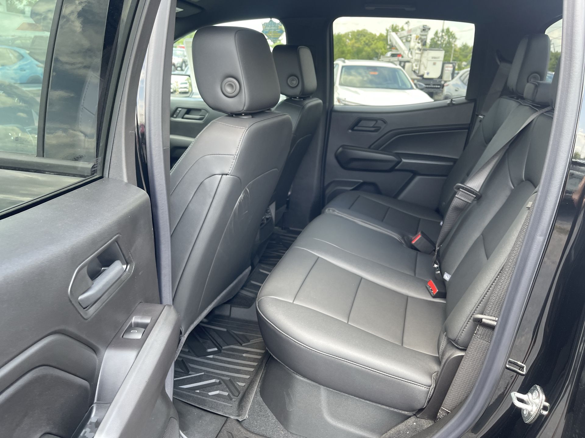 2026 Chevrolet Colorado Trail Boss photo 50