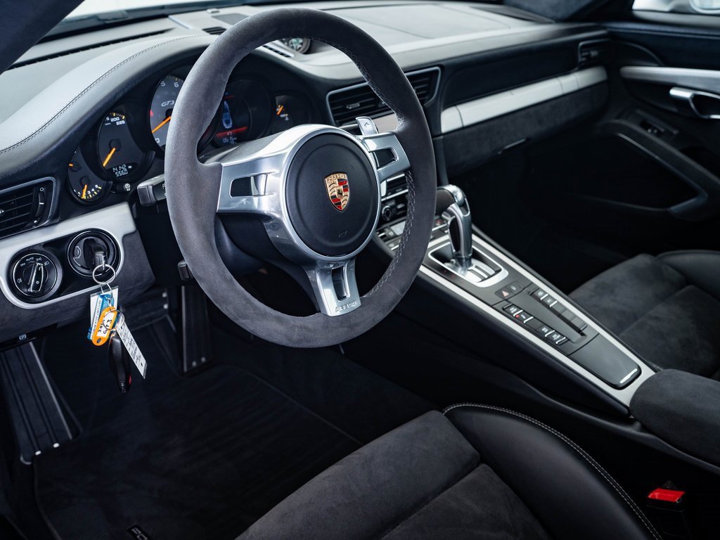 2014 Porsche 911 GT3 photo 4
