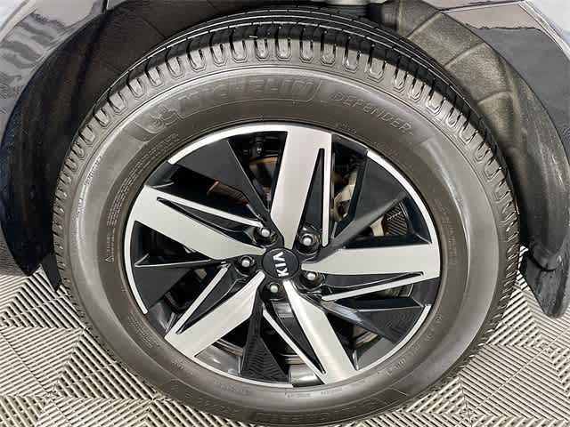 2021 Kia Sorento S photo 32