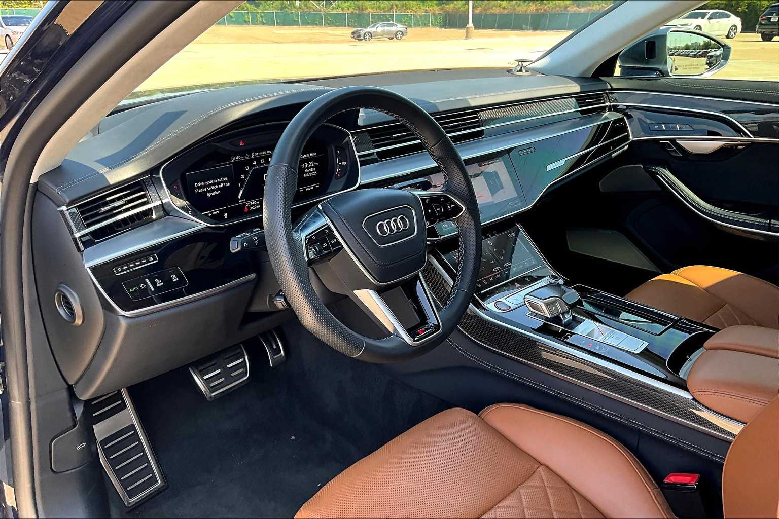 2022 Audi S8 Quattro photo 16