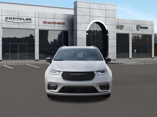 2026 Chrysler Pacifica Limited photo 4