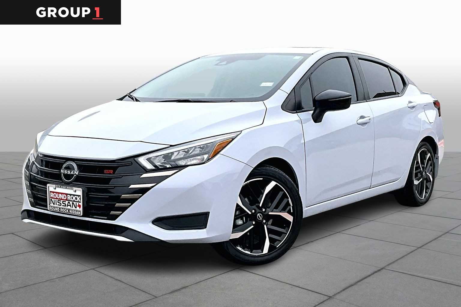 2023 Nissan Versa Sedan SR