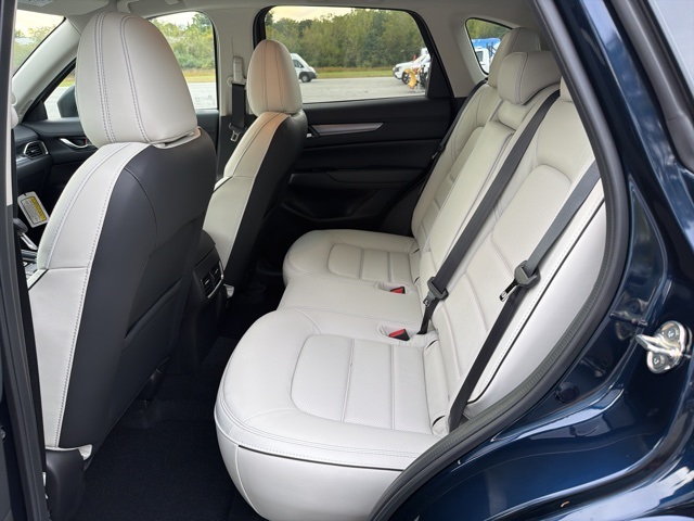 2025 Mazda CX-5 2.5 S Preferred photo 6