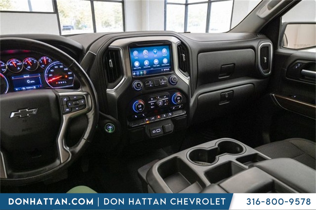 2020 Chevrolet Silverado 1500 RST photo 17