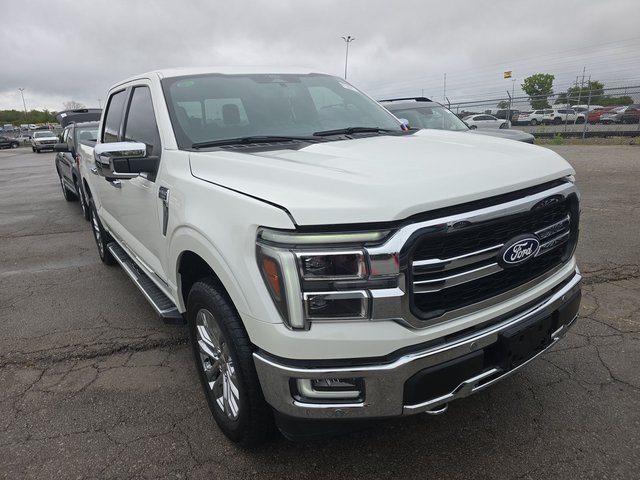 2024 Ford F-150 Lariat photo 2