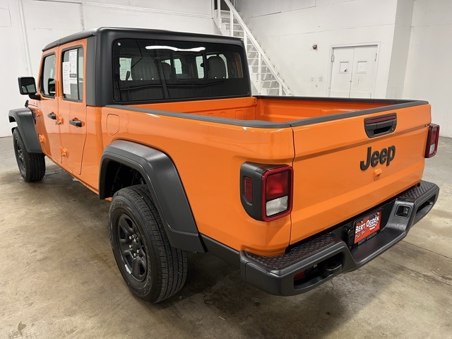 2025 Jeep Gladiator Sport photo 5
