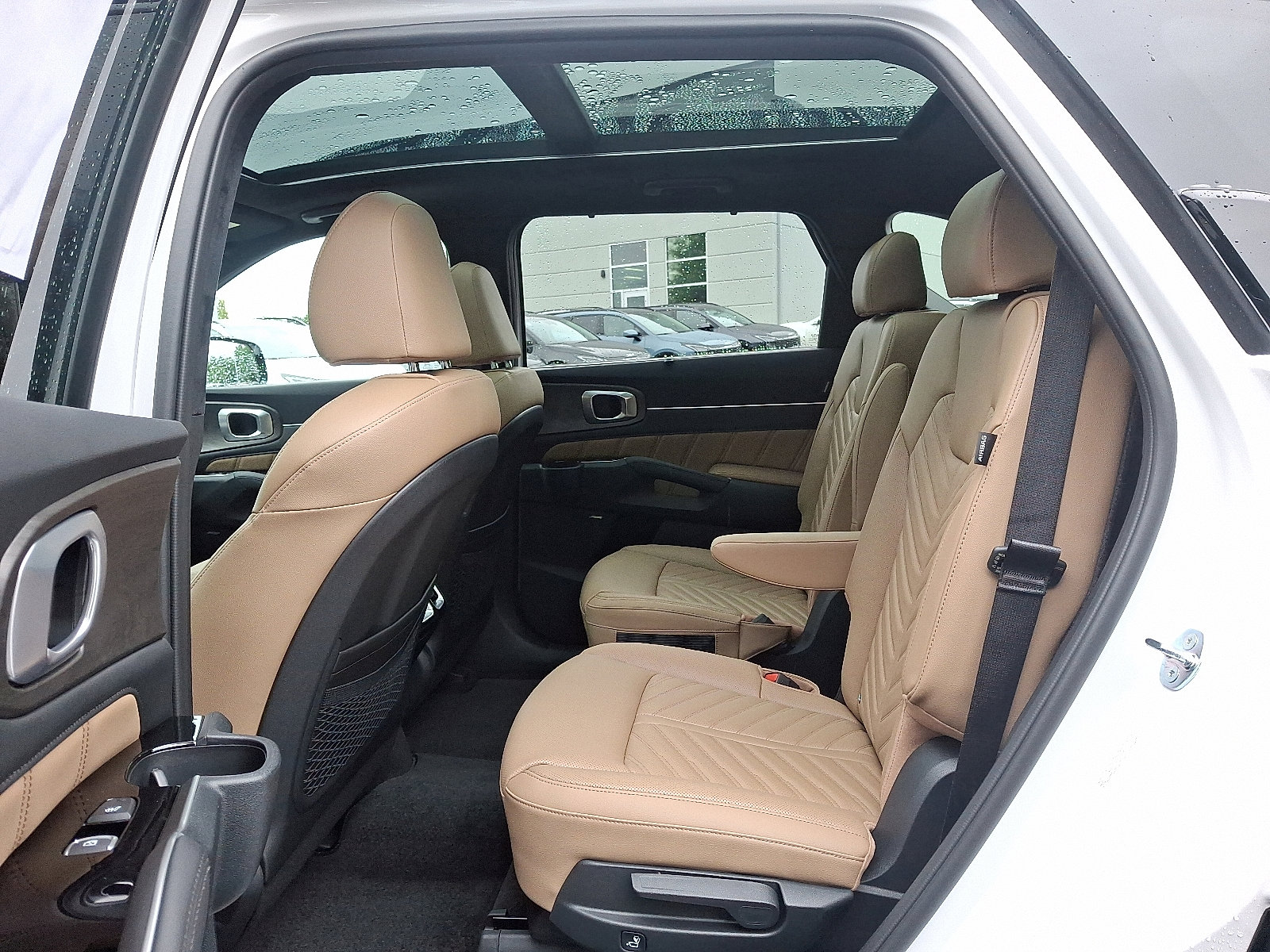 2026 Kia Sorento X-Line SX Prestige photo 2
