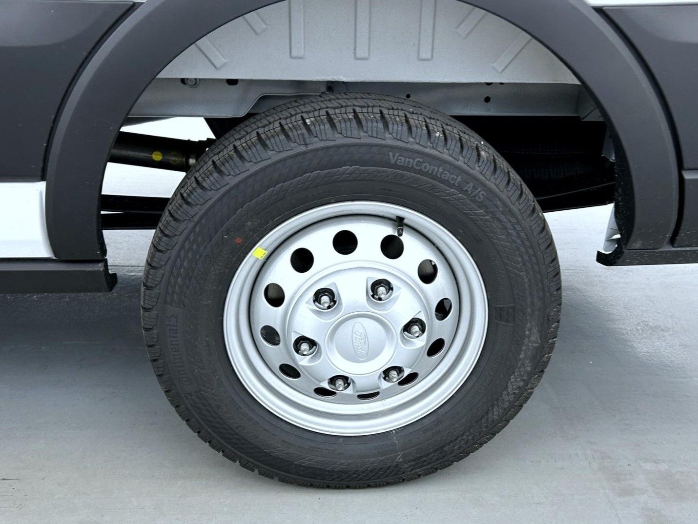 2025 Ford Transit photo 17