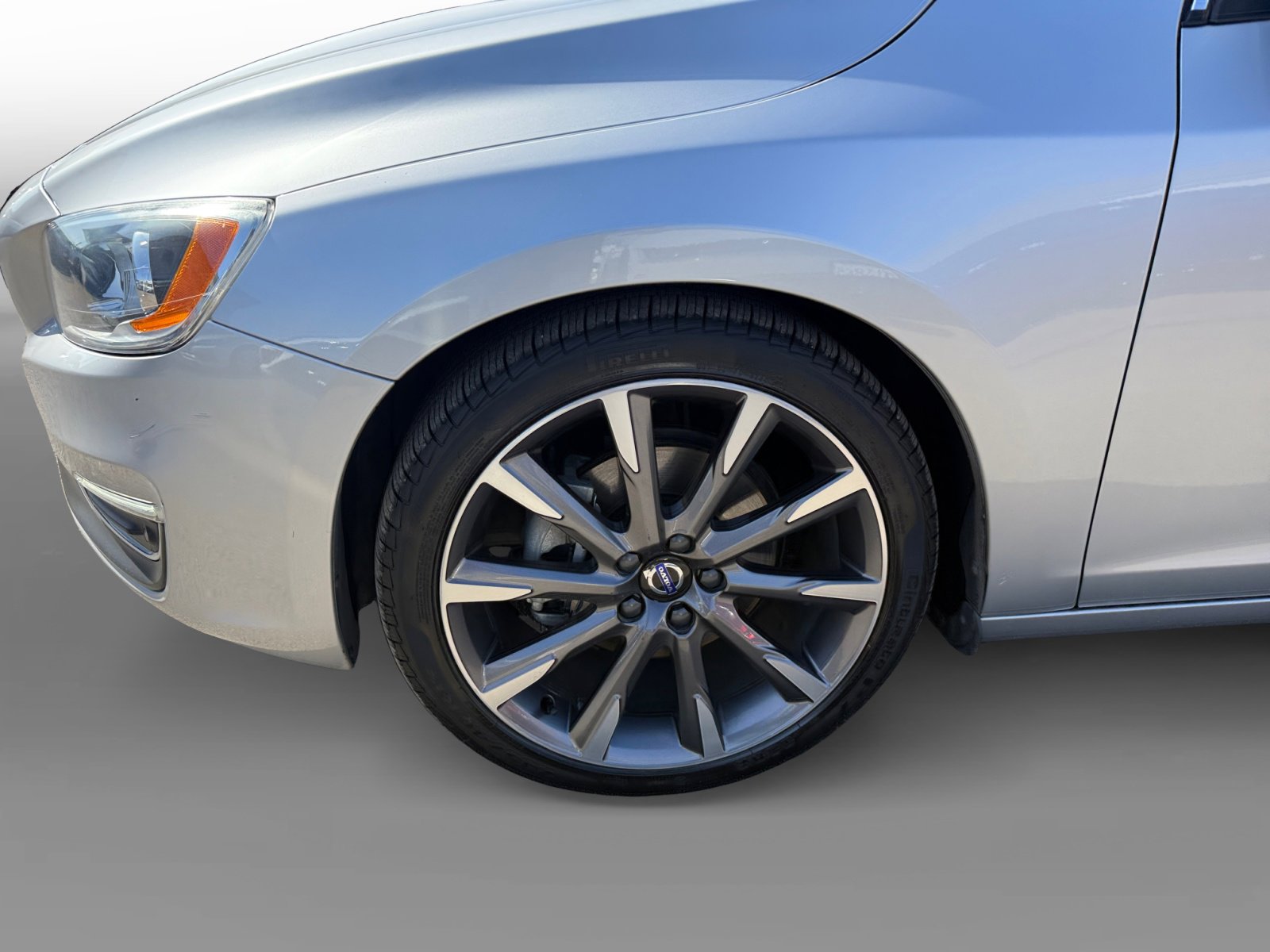 2015 Volvo S60 T5 Premier photo 9