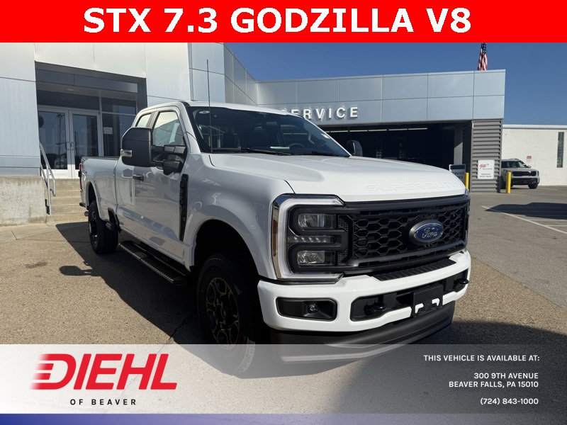 2026 Ford F-350 Super Duty XL's photo