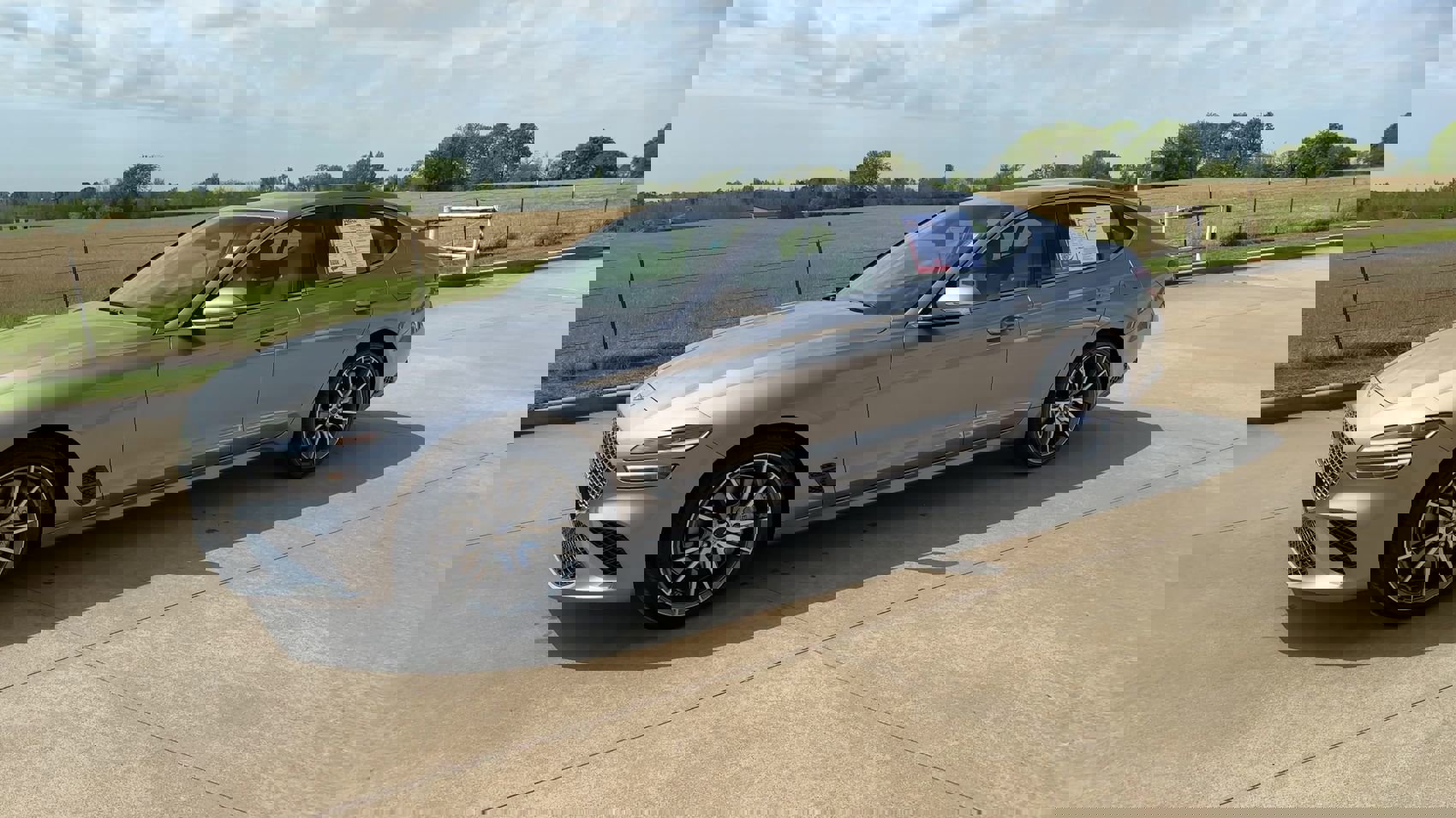 2024 Genesis G70 2.5T photo 4