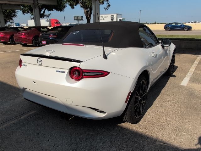 2025 Mazda MX-5 Miata Miata photo 5