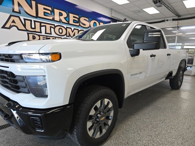 2026 Chevrolet Silverado 2500HD Custom's photo