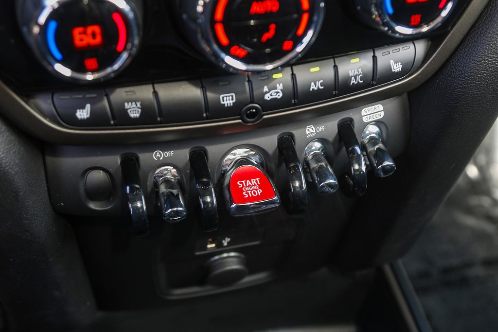 2023 Mini Cooper Signature photo 20