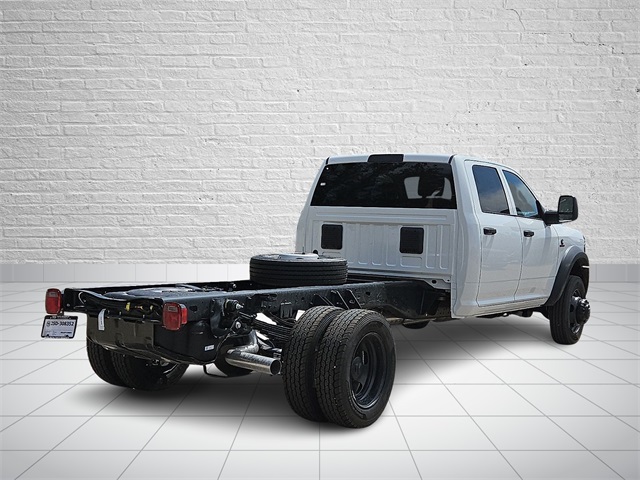 2026 Ram 5500 Tradesman photo 4