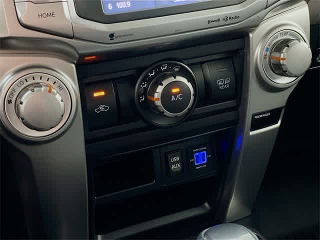 2019 Toyota 4Runner SR5 Premium photo 18