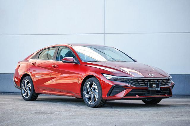 2026 Hyundai Elantra Limited's photo