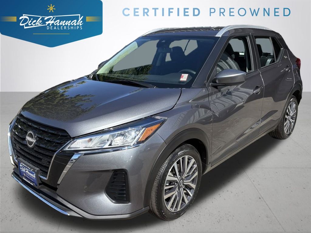 2024 Nissan Kicks SV's photo