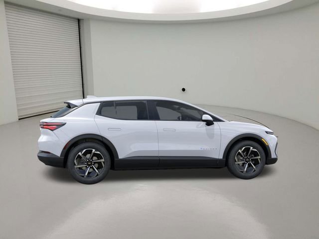 2026 Chevrolet Equinox LT photo 4