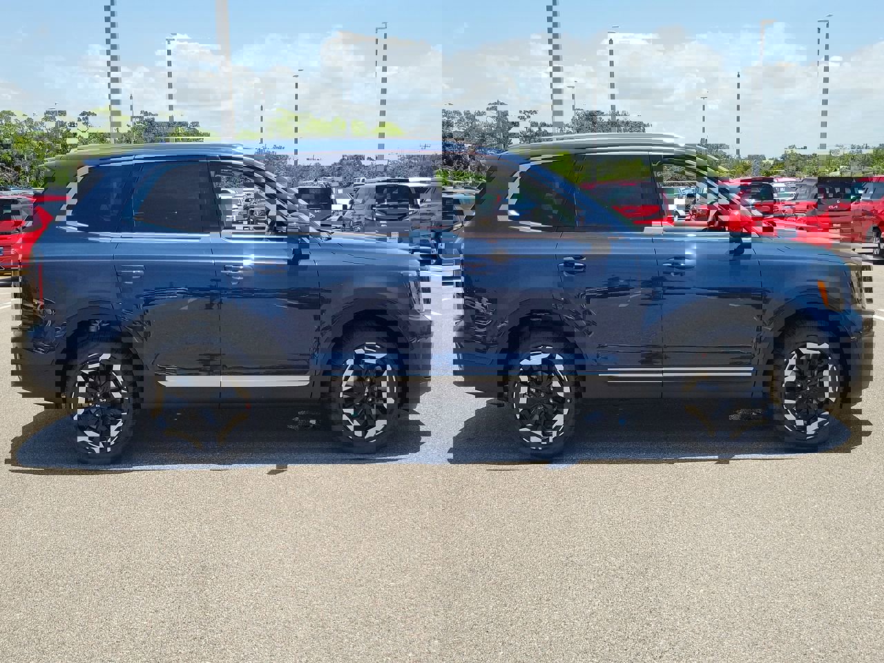 2025 Kia Telluride S photo 4