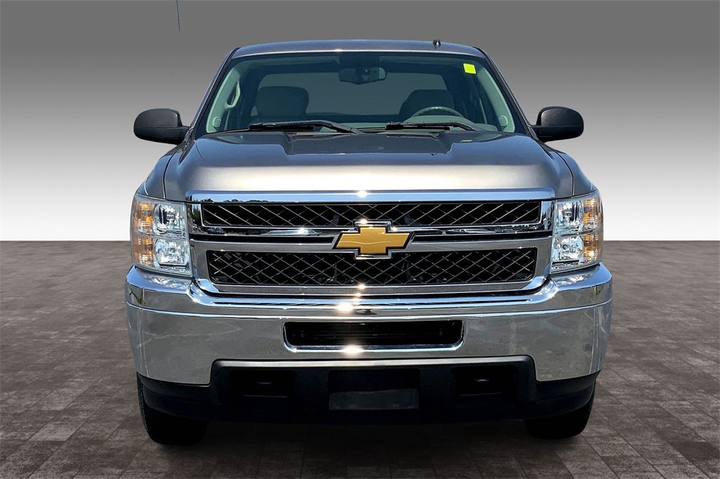2013 Chevrolet Silverado 2500HD LT photo 3