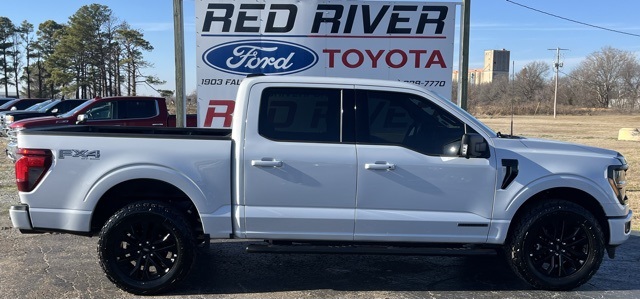 2025 Ford F-150 XLT's photo