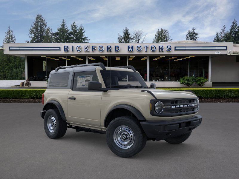 2025 Ford Bronco Base photo 6