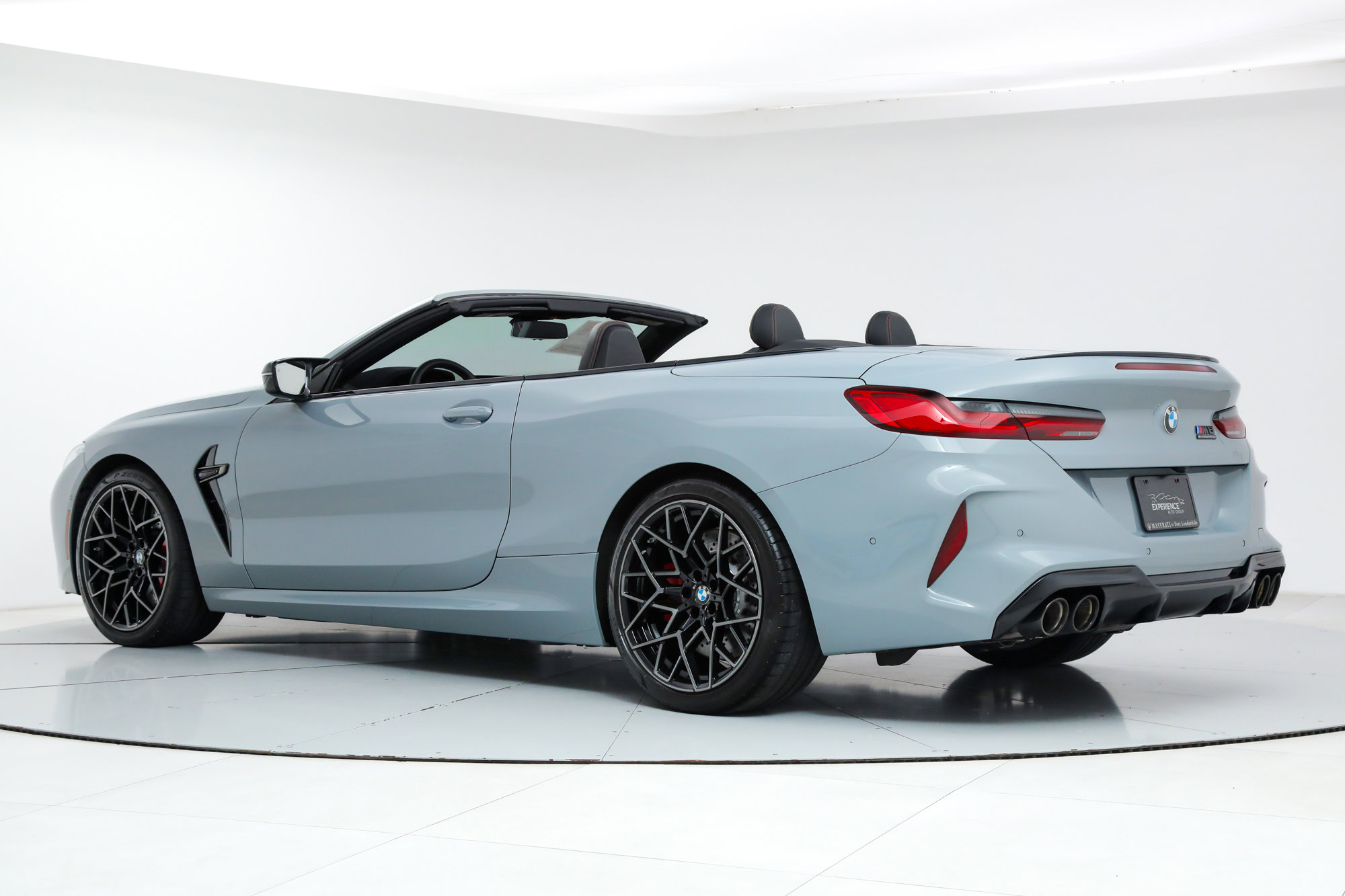 2024 Bmw M8 Competition photo 3