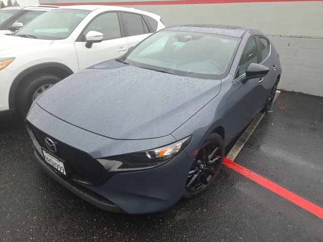 2025 Mazda Mazda3 Carbon Edition's photo