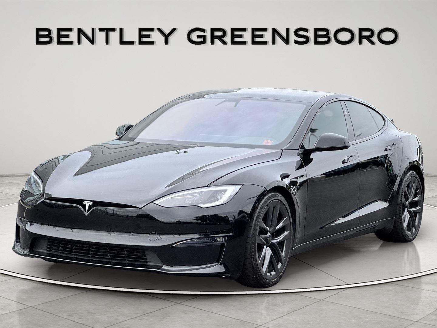 2022 Tesla Model S Plaid photo 3