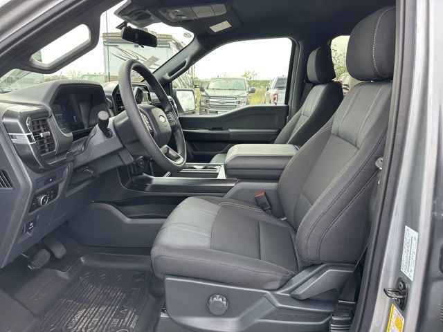 2025 Ford F-150 STX photo 13