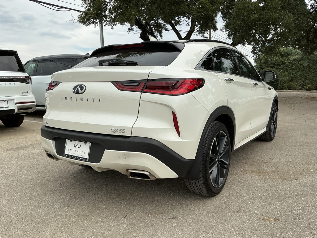 2023 Infiniti QX55 Luxe photo 3