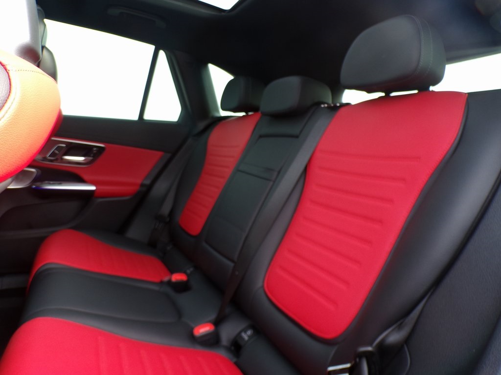 2024 Mercedes Benz GLC 43 AMG photo 10